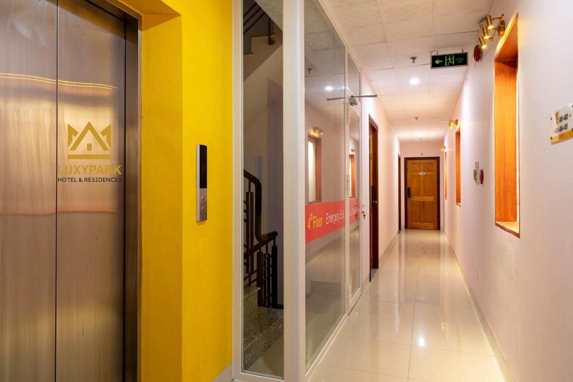 Luxy Park Hotel - Phu Quoc Centre Exterior photo