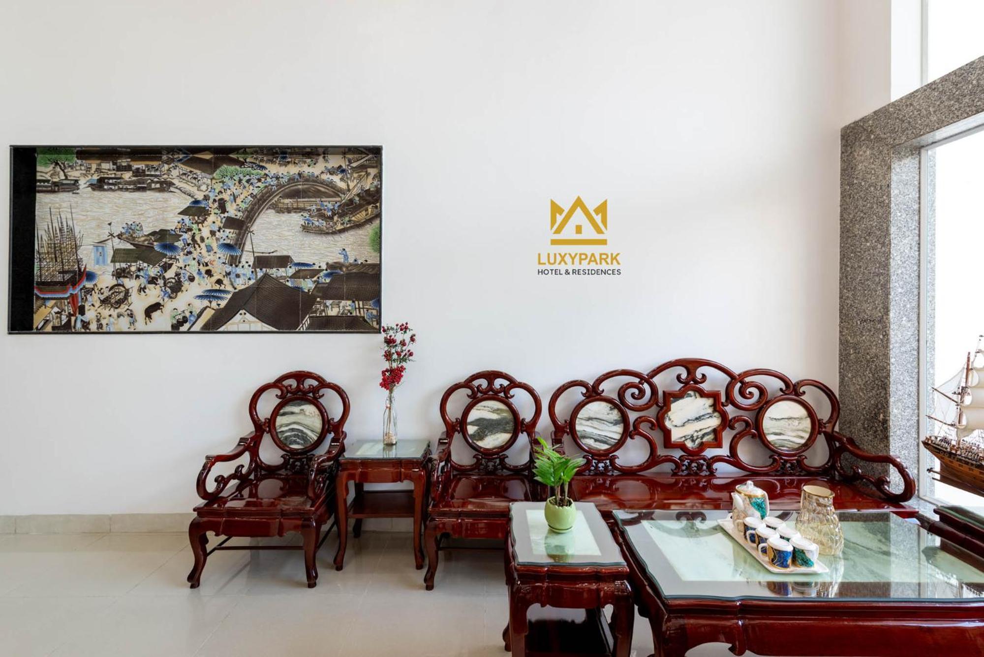 Luxy Park Hotel - Phu Quoc Centre Exterior photo