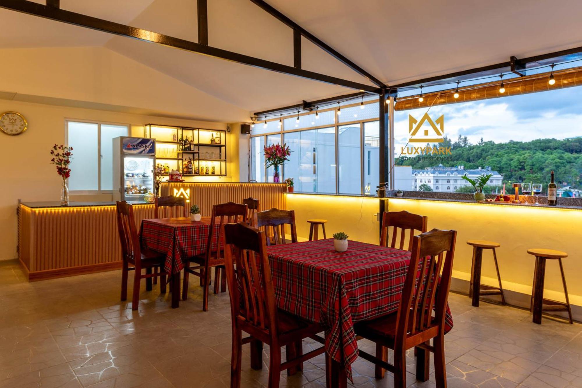 Luxy Park Hotel - Phu Quoc Centre Exterior photo